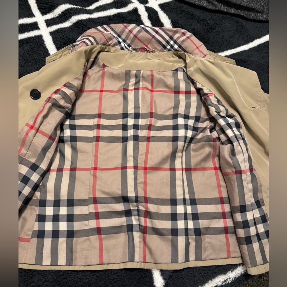 Beautiful Burberry jacket